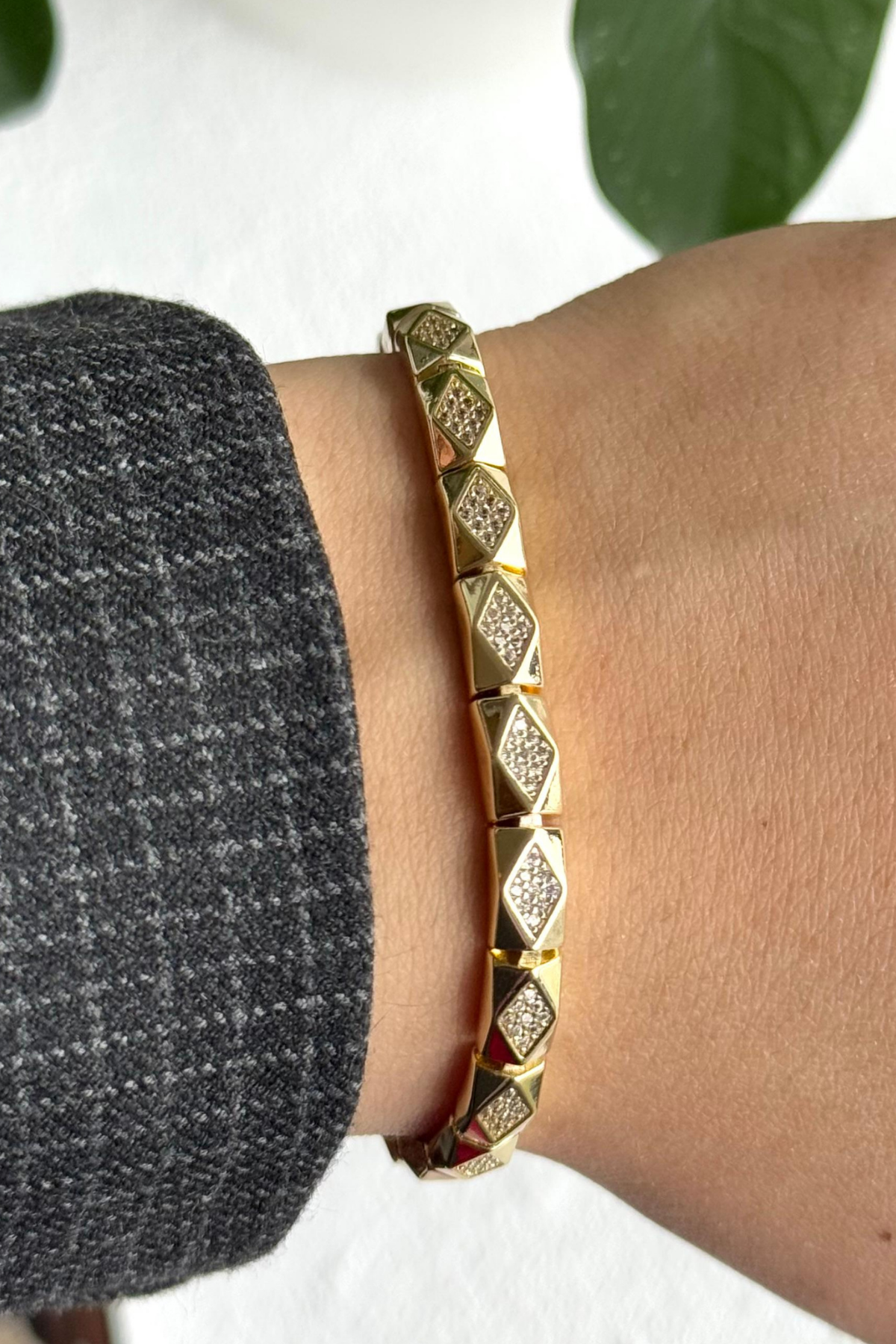 Royal Diamond Kuyumcu İşçiliği 14K Altın Kaplama Premium Seri Kadın Çelik Bileklik