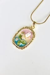 Vintage Incili Beyaz Gül Motifli 3d Tablo Tasarım Kadın Çelik Kolye