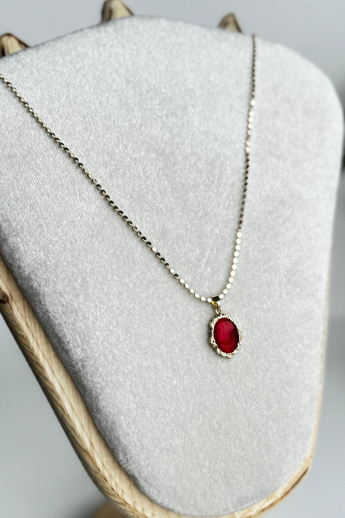 Özel Seri Scarlet Grace Tasarım Arpa Zincirli 60 Cm Kadın Çelik Kolye