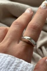 Arc Kıvrımlı Tasarım Ayarlanabilir Parlak Kadın Yüzük