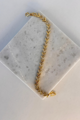 Vera Chain V Model Kuyumcu İşçiliği 14K Altın Kaplama Premium Seri Kadın Çelik Bileklik