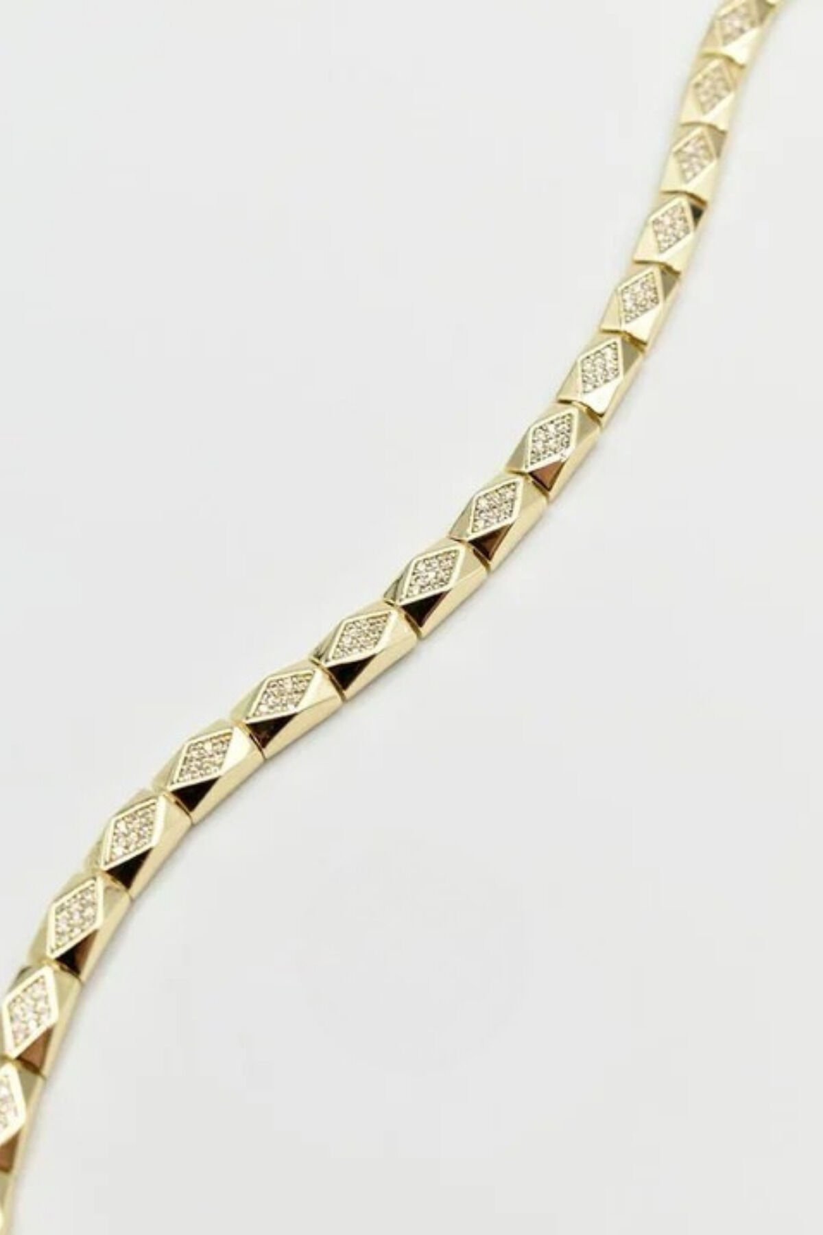 Royal Diamond Kuyumcu İşçiliği 14K Altın Kaplama Premium Seri Kadın Çelik Bileklik