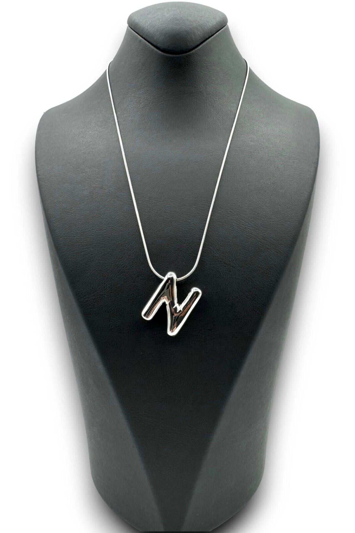 Yeni Sezon İthal Seri Balon Tasarım Gümüş Renk N Harfi 45 Cm Çelik Kadın Kolye