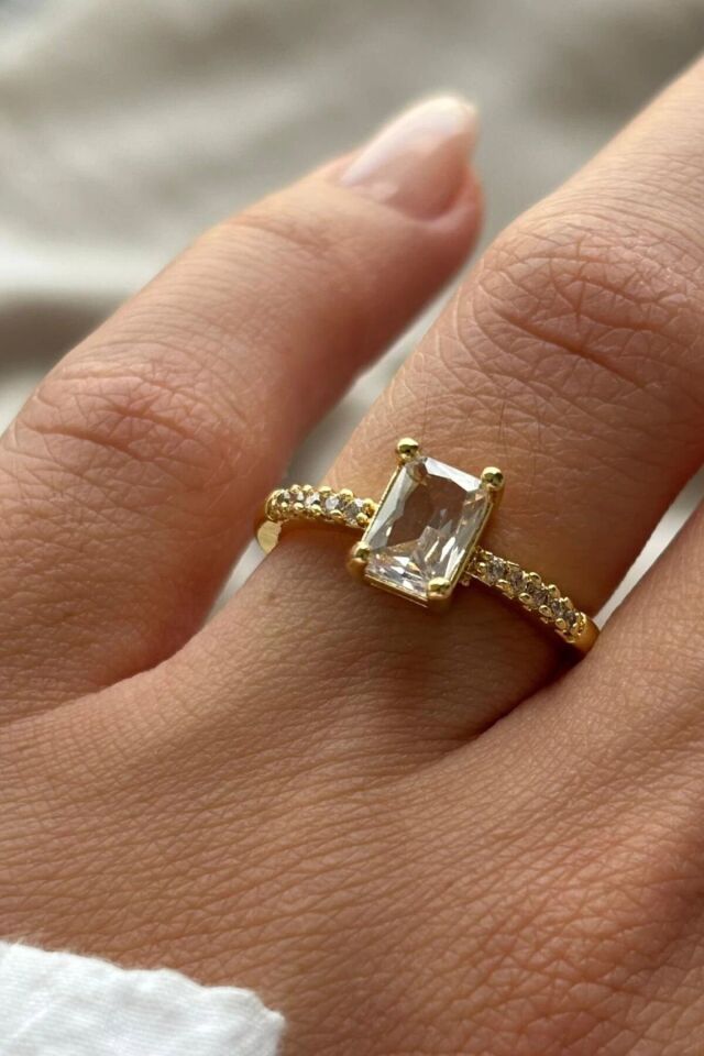 Lustre Klasik Baget Kesim Taşlı Sıra Bant Tek Taş Ayarlanabilir Kadın Yüzük Altın