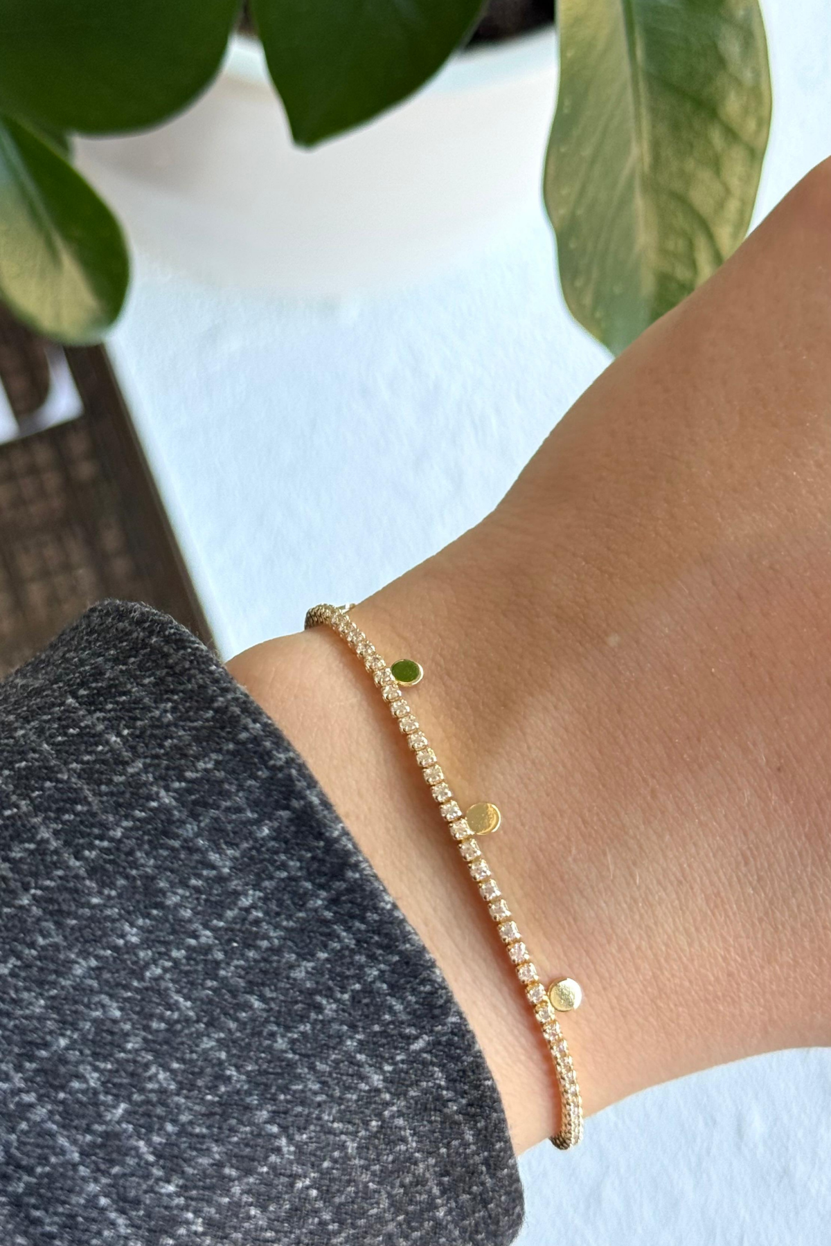 V.İ.P Seri Full Taşlı Su Yolu Çoklu Pul Model Renk Atmaz Kararmaz Garantili Kadın Çelik Bileklik