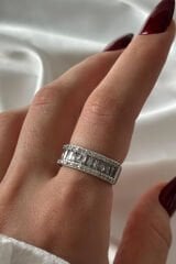 Premium Seri Baget Taşlı Yarım Tur Tasarım Ayarlanabilir Kadın Çelik Yüzük