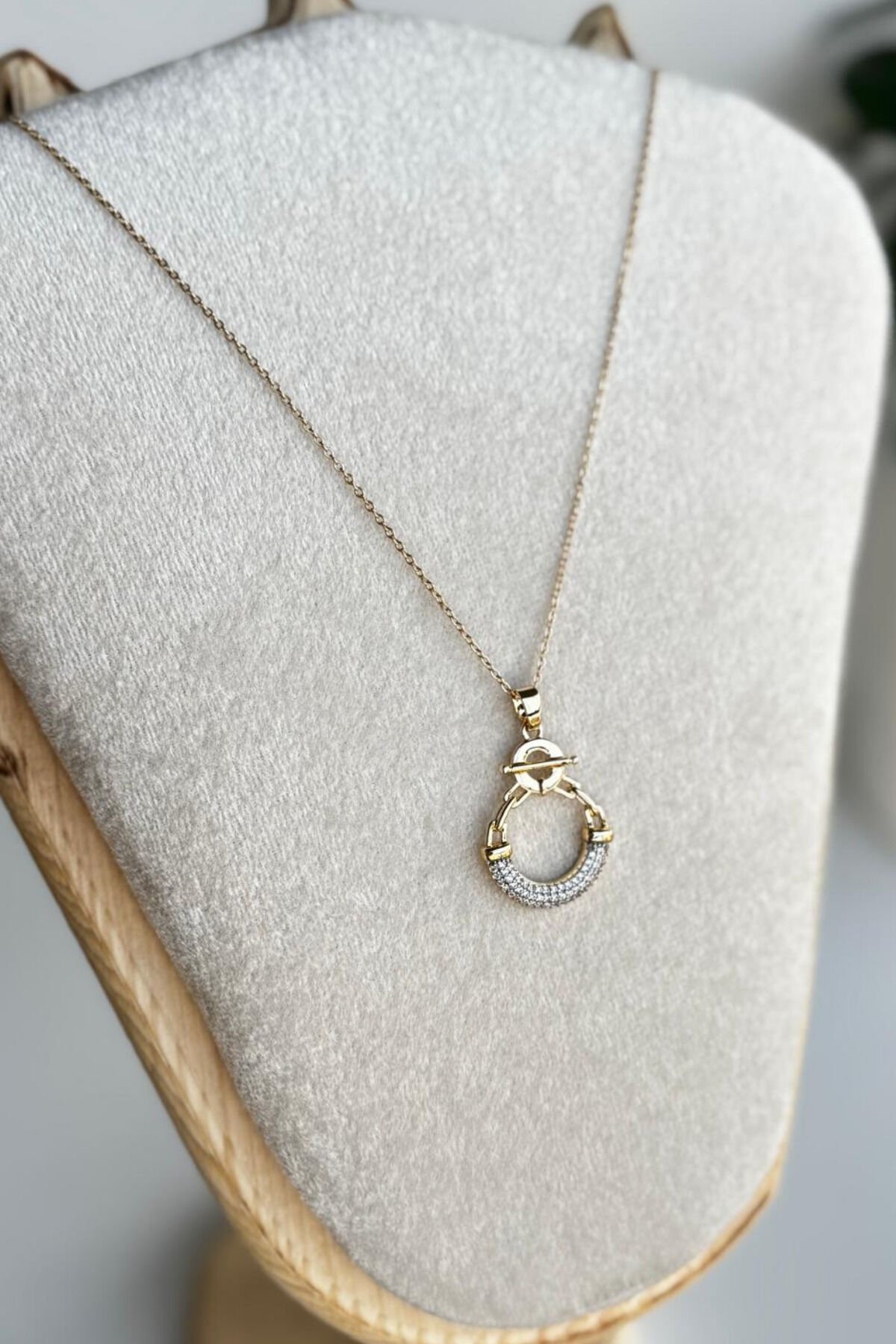 Zarif Gemici Zincirli Gold Gümüş Tasarım Renk Atmaz Kararmaz Kadın Çelik Kolye