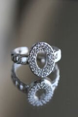 Yeni Sezon Elips Tasarım Full Zirkon Taşlı Kolları Zincir Model Ayarlanabilir Kadın Çelik Yüzük