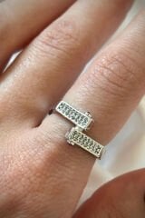 Premium İthal Seri Kırmızı Taşlı Vida Tasarım Ayarlanabilir Kadın Çelik Yüzük