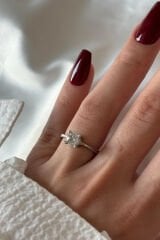 Premium Seri Klasik Yuvarlak Taşlı Tek Taş Tasarım Ayarlanabilir Kadın Çelik Yüzük