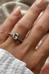 Lustre Klasik Baget Kesim Taşlı Sıra Bant Tek Taş Ayarlanabilir Kadın Yüzük