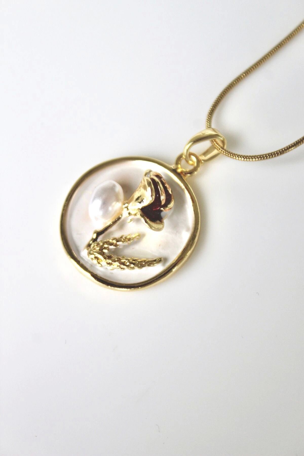 Vintage Kırmızı Gül Motifli 3d Tablo Tasarım Kadın Çelik Kolye