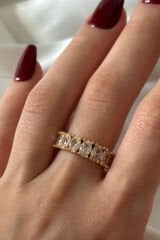 Exclusive Seri Ayarlanabilir Kararmaz Kenarları Burgu Model Oval Sıra Taş Kadın Çelik Yüzük