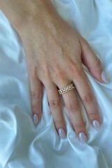 Exclusive Seri Ayarlanabilir Kararmaz Kenarları Burgu Model Oval Sıra Taş Kadın Çelik Yüzük