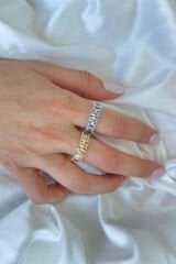 Exclusive Seri Ayarlanabilir Kararmaz Kenarları Burgu Model Oval Sıra Taş Kadın Çelik Yüzük