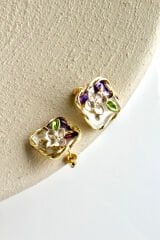 Vintage Kare Burgu Kenarlı Mor Çiçek Motifli 3d Tablo Tasarım Kadın Çelik Küpe