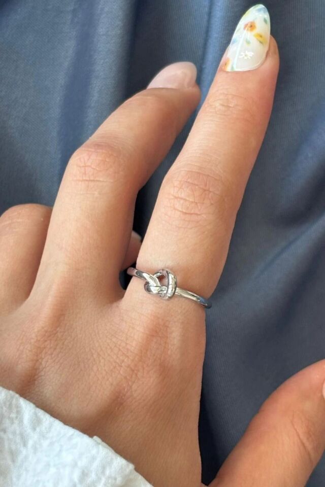 Yeni Sezon Love Knot Tasarım Ayarlanabilir Kadın Yüzük Gümüş