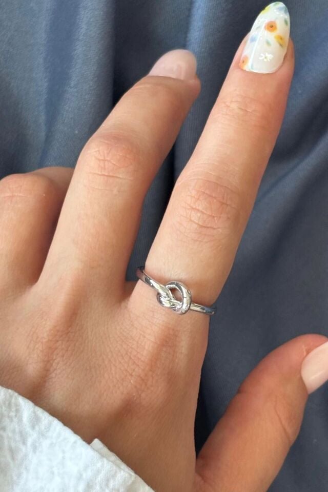 Yeni Sezon Love Knot Tasarım Ayarlanabilir Kadın Yüzük Gümüş