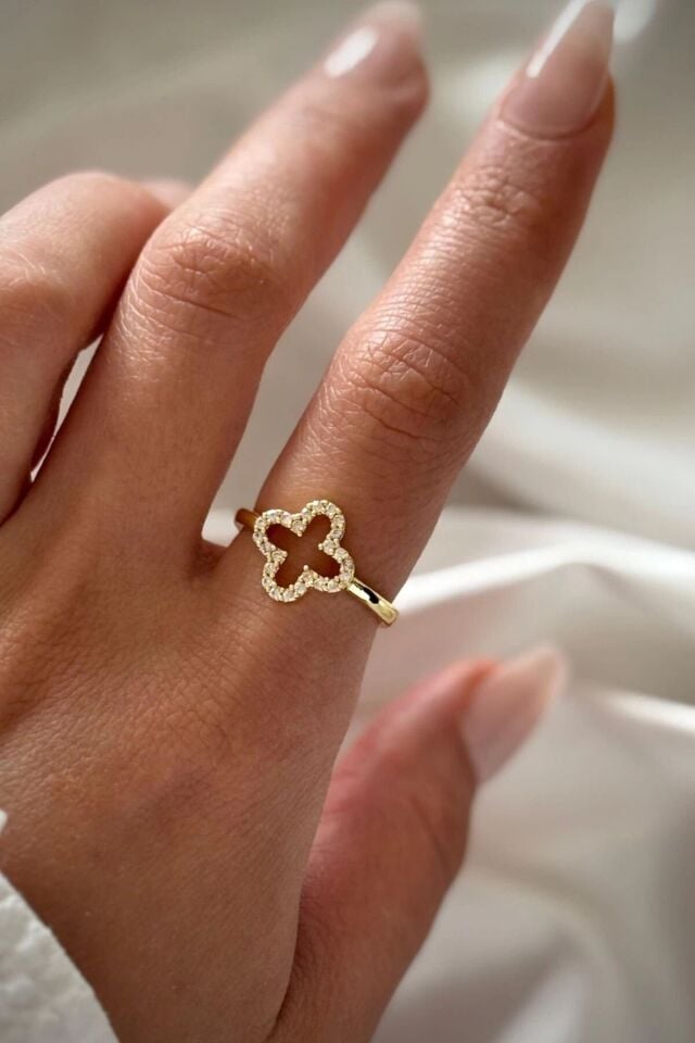 Ünlü Marka Zirkon Taşlı Kadın Yüzük Gold