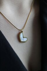 Premium Seri Plaka Model Asimetrik Kalp 316 L Paslanmaz Kararmaz Kadın Çelik Kolye