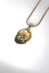 Vintage Pembe Çiçek Motifli 3d Tablo Tasarım Kadın Çelik Kolye