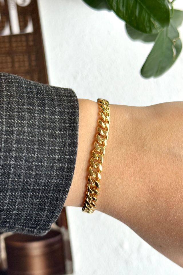 Premium Seri Wring Tasarım Kararmaz Renk Atmaz Kadın Çelik Bileklik Gold