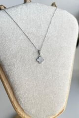 Zarif Zirkon Taşlı Yonca Tasarım Renk Atmaz Kararmaz Kadın Çelik Kolye