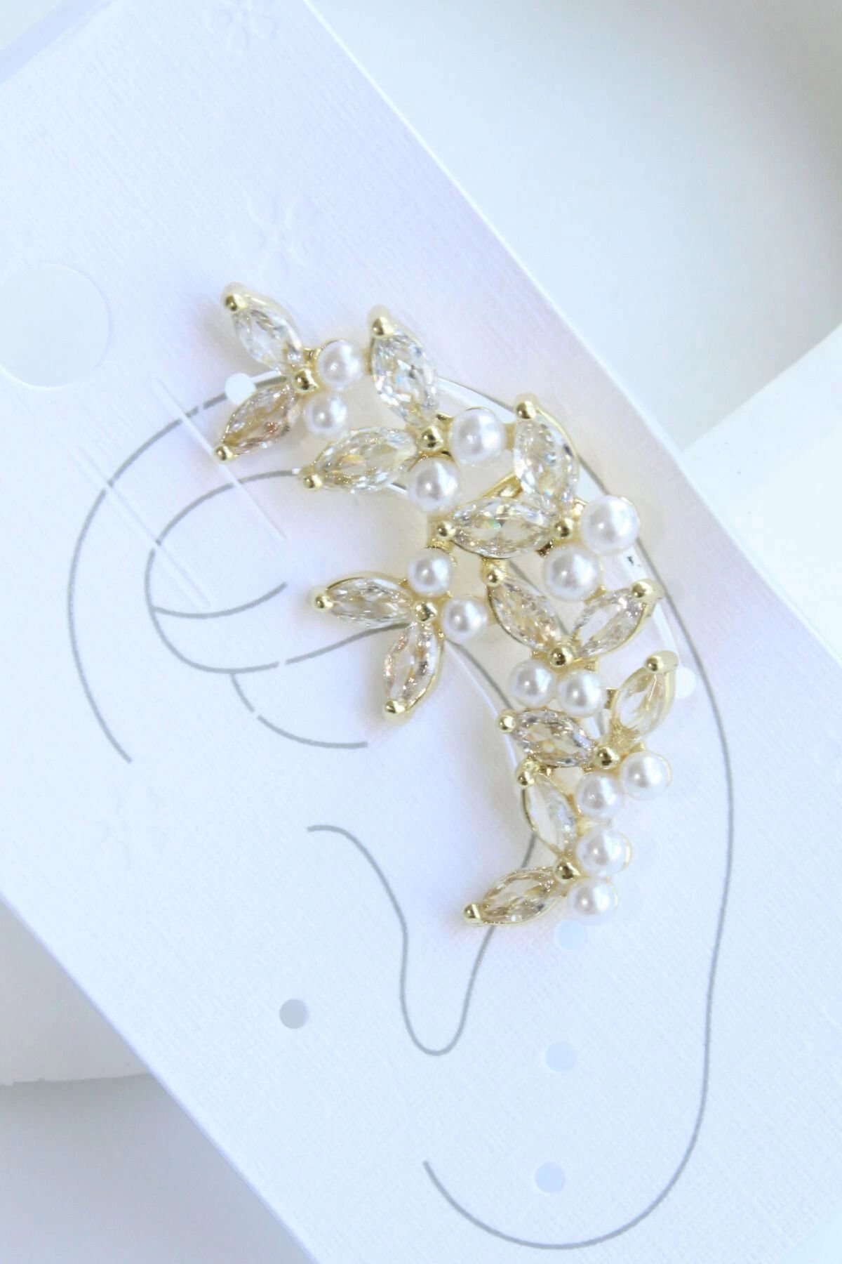 Özel Seri Zirkon Taşlı İncili Uçuşan Kelebekler Delik Gerektirmeyen Earcuff Kıkırdak Gold Küpe