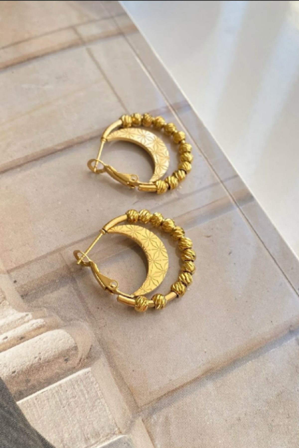 Özel Seri Stellar Moon Halka Tasarım Dorika Top Detaylı Kadın Çelik Küpe