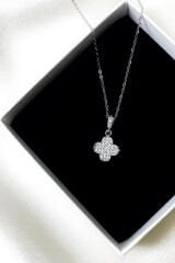 Zarif Zirkon Taşlı Yonca Tasarım Renk Atmaz Kararmaz Kadın Çelik Kolye