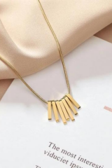 Parçacık Uçlu Tasarım Renk Atmaz Kararmaz Kadın Çelik Kolye