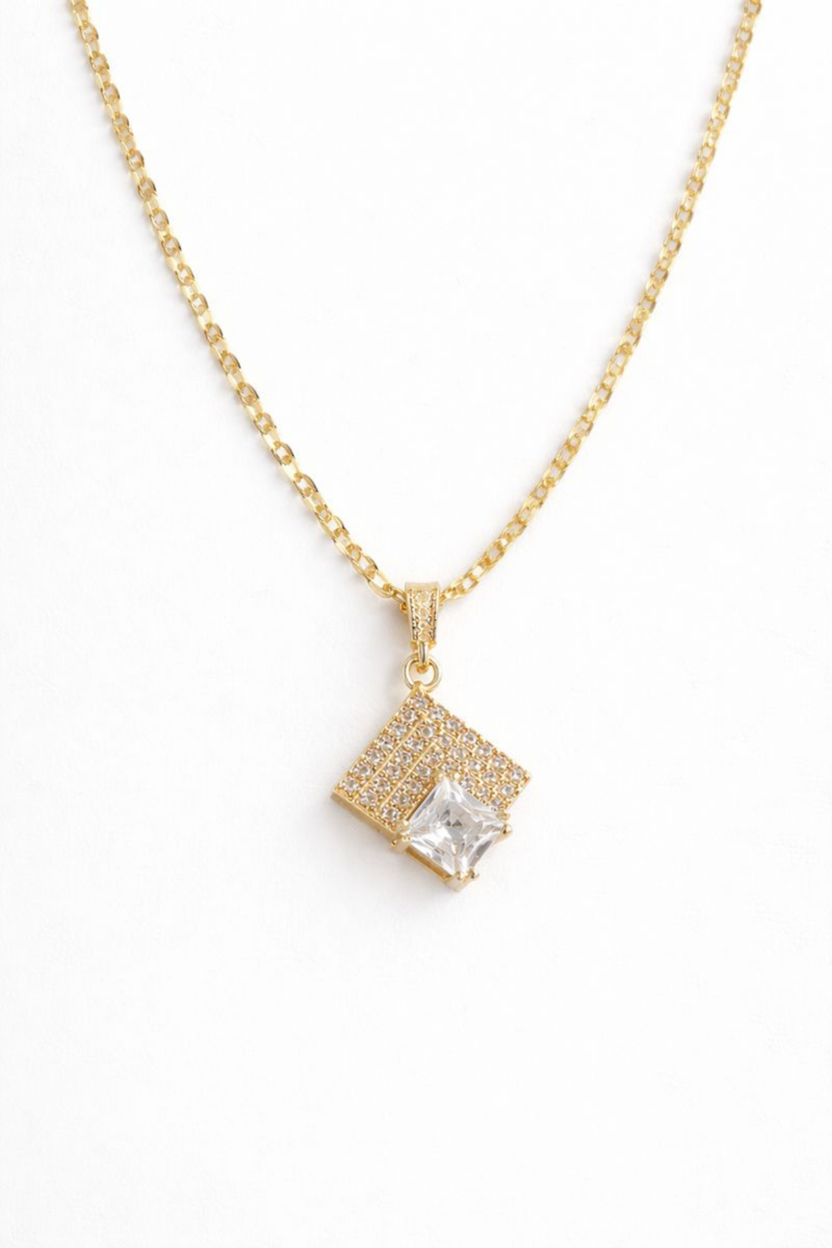 Zarif Baget Zirkon Taşlı Tasarım Renk Atmaz Kararmaz Kadın Çelik Kolye