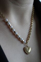 Exclusive Seri Kalp Uçlu İncili Kare Toplu Zincirli Model Kadın Çelik Kolye