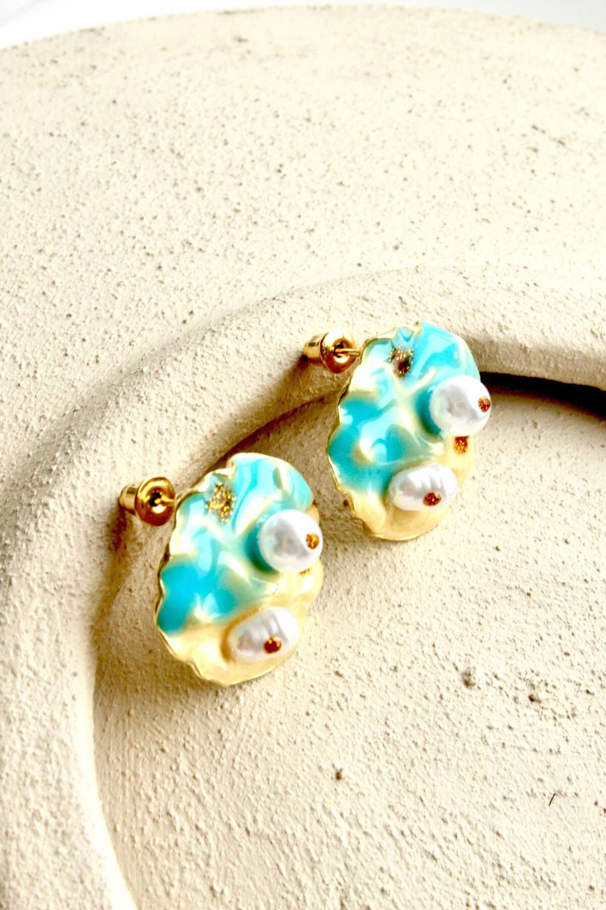 Vintage Incili Istiridye Motifli 3d Tablo Tasarım Kadın Çelik Küpe