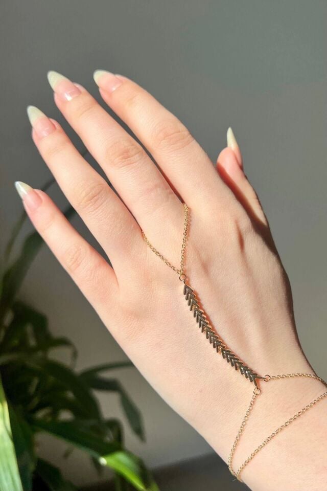 V Tasarım Çavuş Model Zirkon Taşlı Kararmaz Renk Atmaz Kadın Şahmeran Gold