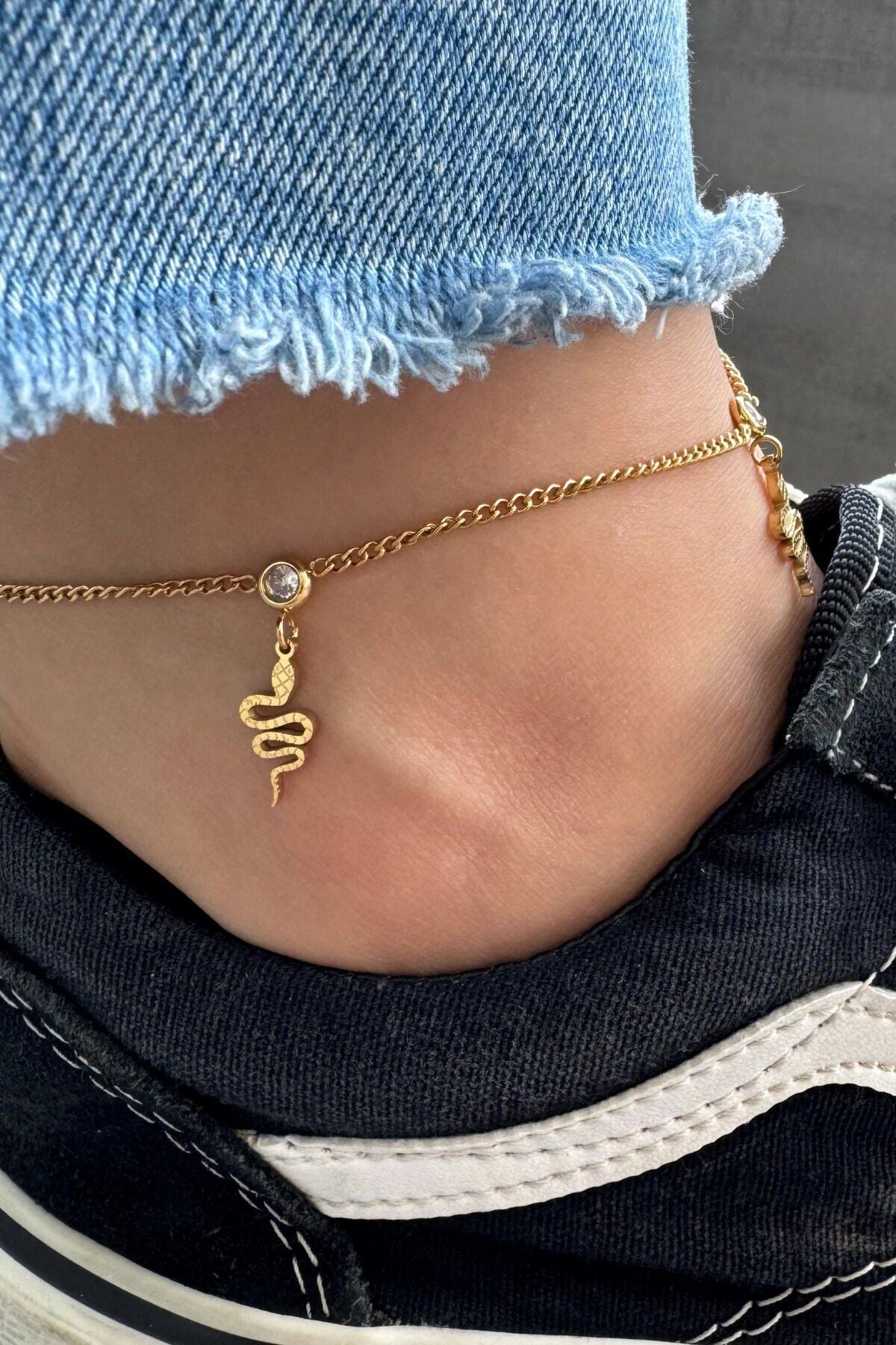 Sallantılı Yılan Model Kadın Çelik Halhal Gold