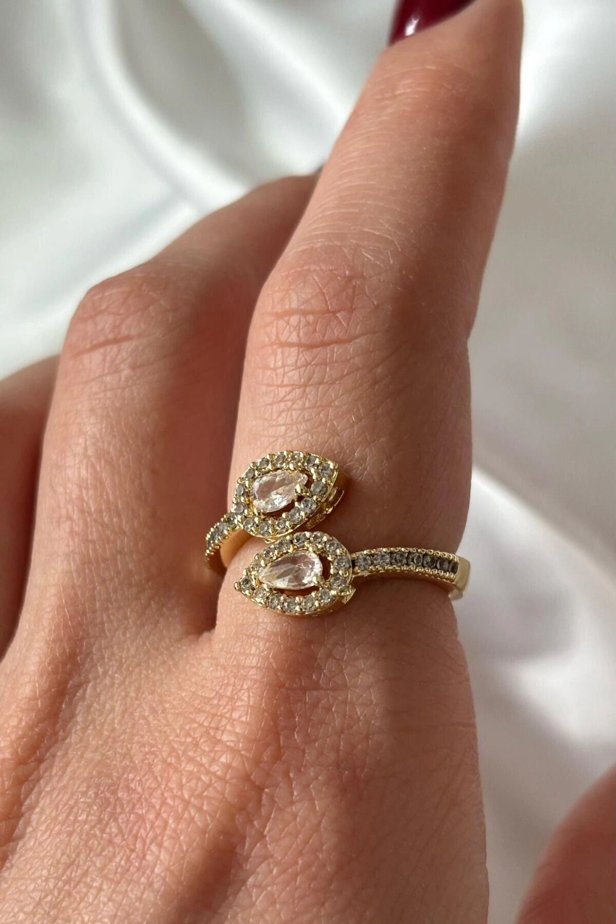 Premium Seri Bead Model Zirkon Taşlı Damla Tasarım Üstten Ayarlanabilir Kadın Çelik Yüzük Gold