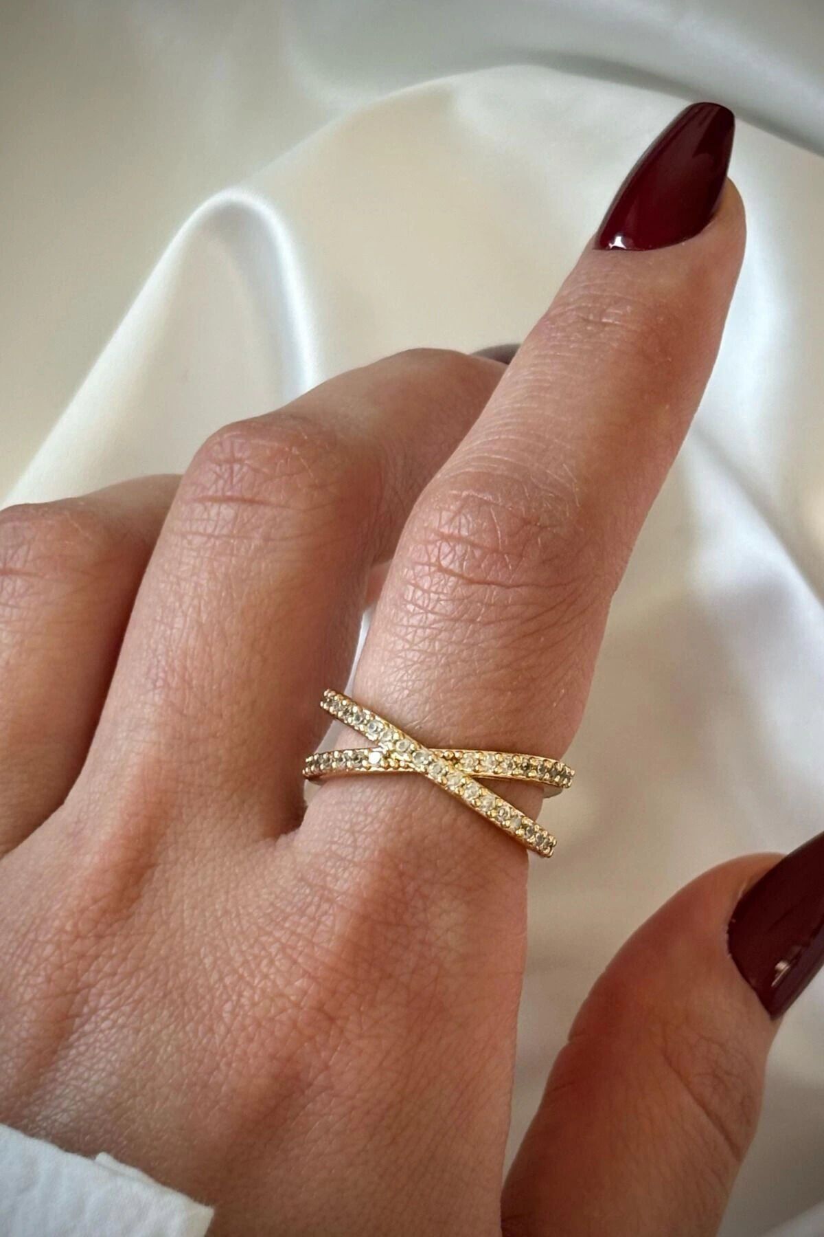 Çapraz Tasarım Zirkon Taşlı Ayarlanabilir Kadın Yüzük Gold