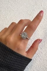 Özel Seri Duchess Zirkon Taşlı Tek Taş Tasarım Ayarlanabilir Kadın Çelik Yüzük